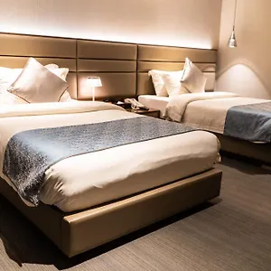 Отель Omni Residency