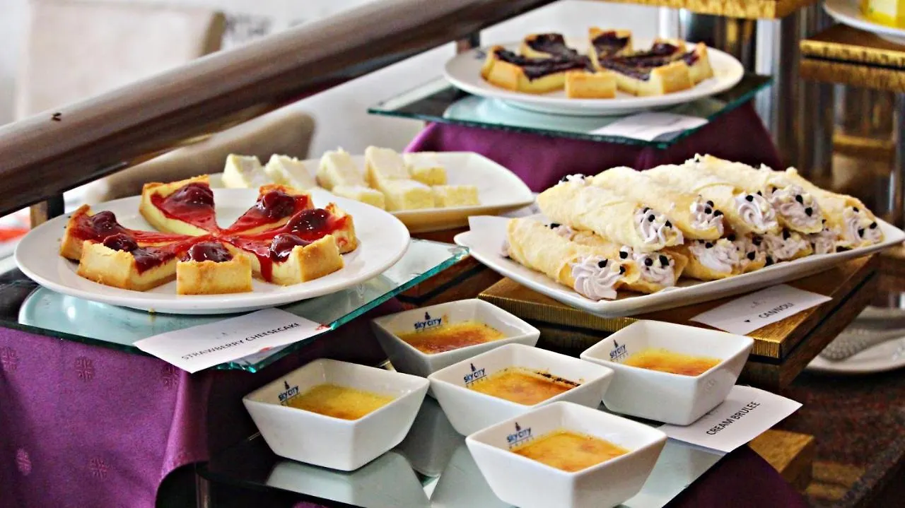Sky City Hotel Dhaka 4*,  Bangladesh